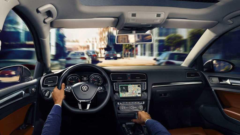 Interior y exterior Volkswagen Golf-Comfortline-GTI plan autos usados