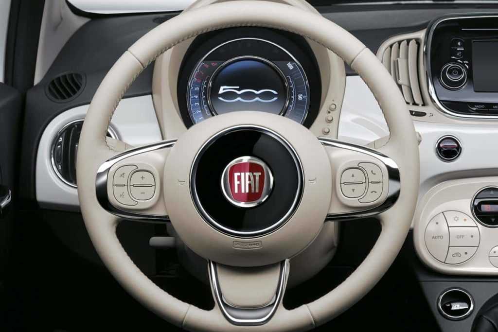 Interior y exterior Fiat 500 plan autos usados